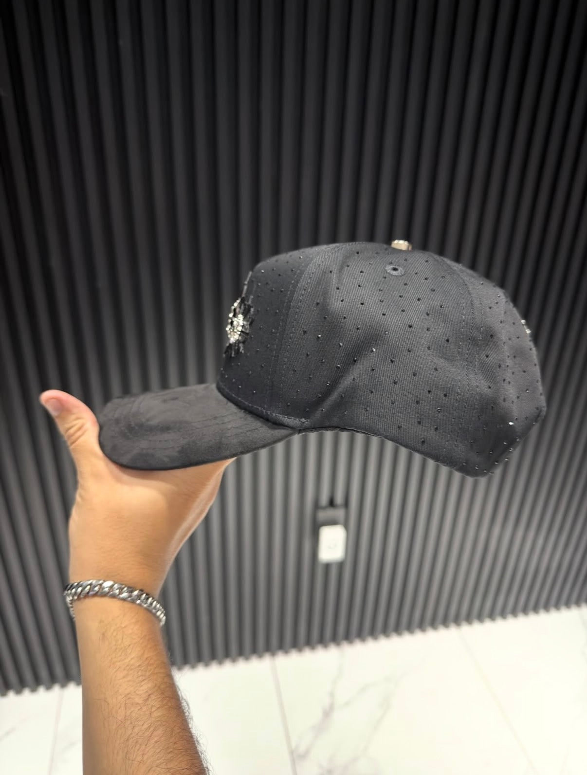 Barbas hats “snow platinum”