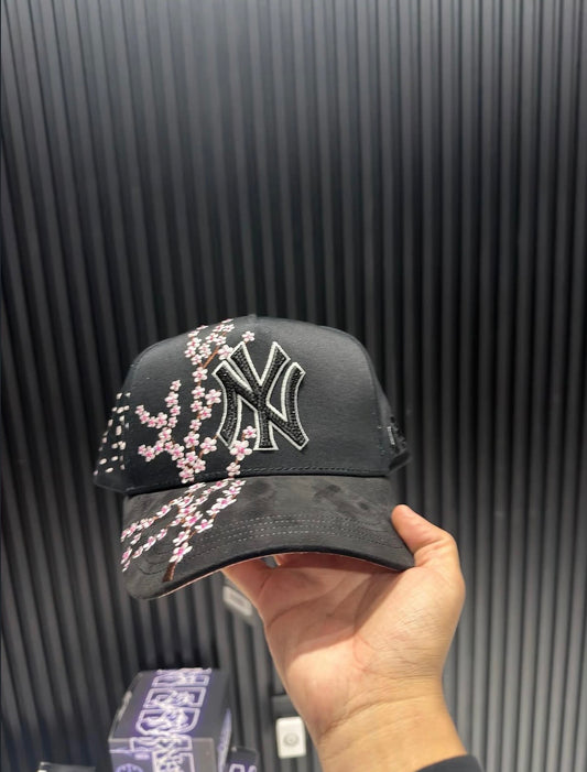 Big boss x Kevin hats