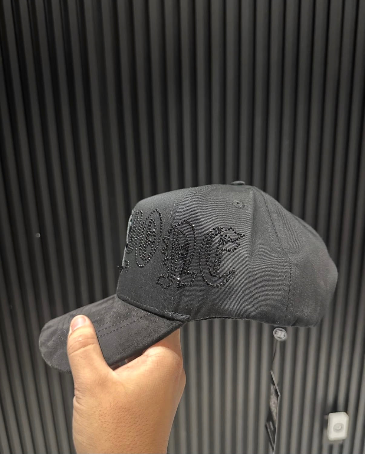 31 hats NY Cristals Black