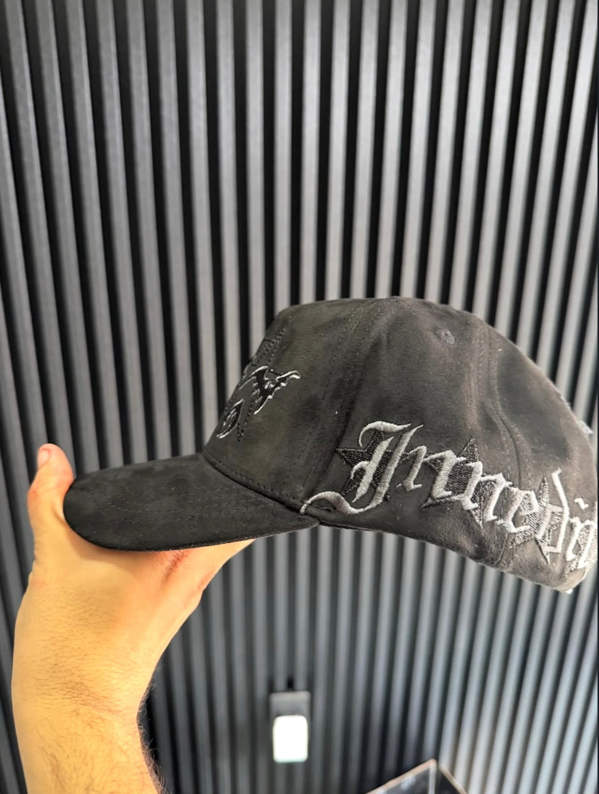 Inedit x Anymore “bruce wayne”