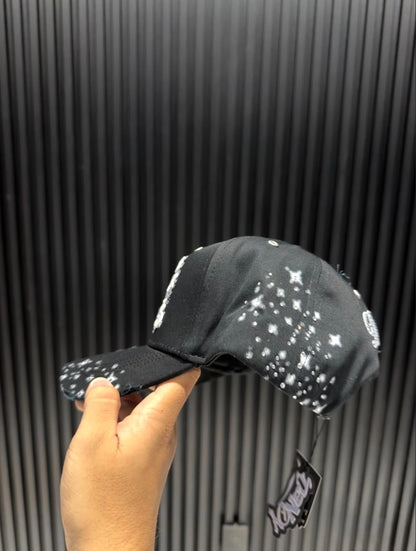Dandy hats “makey money not amigos”