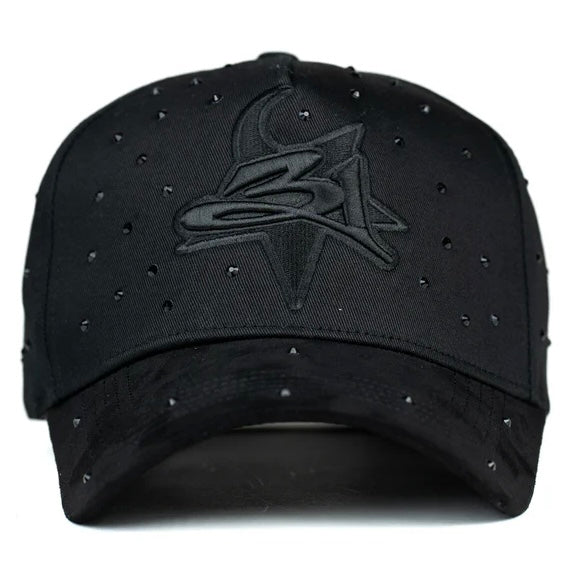 31 hats “blackout”