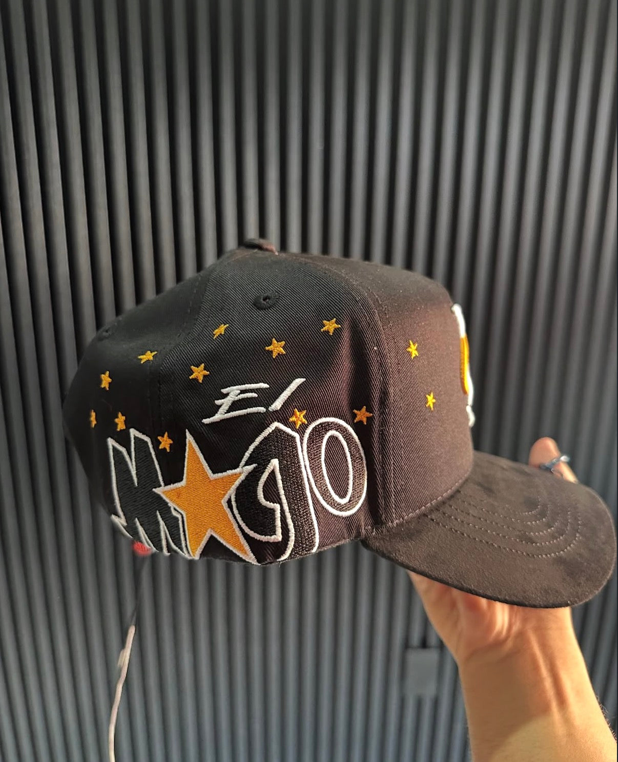 31 hats x el mago “mágic club” Naranja