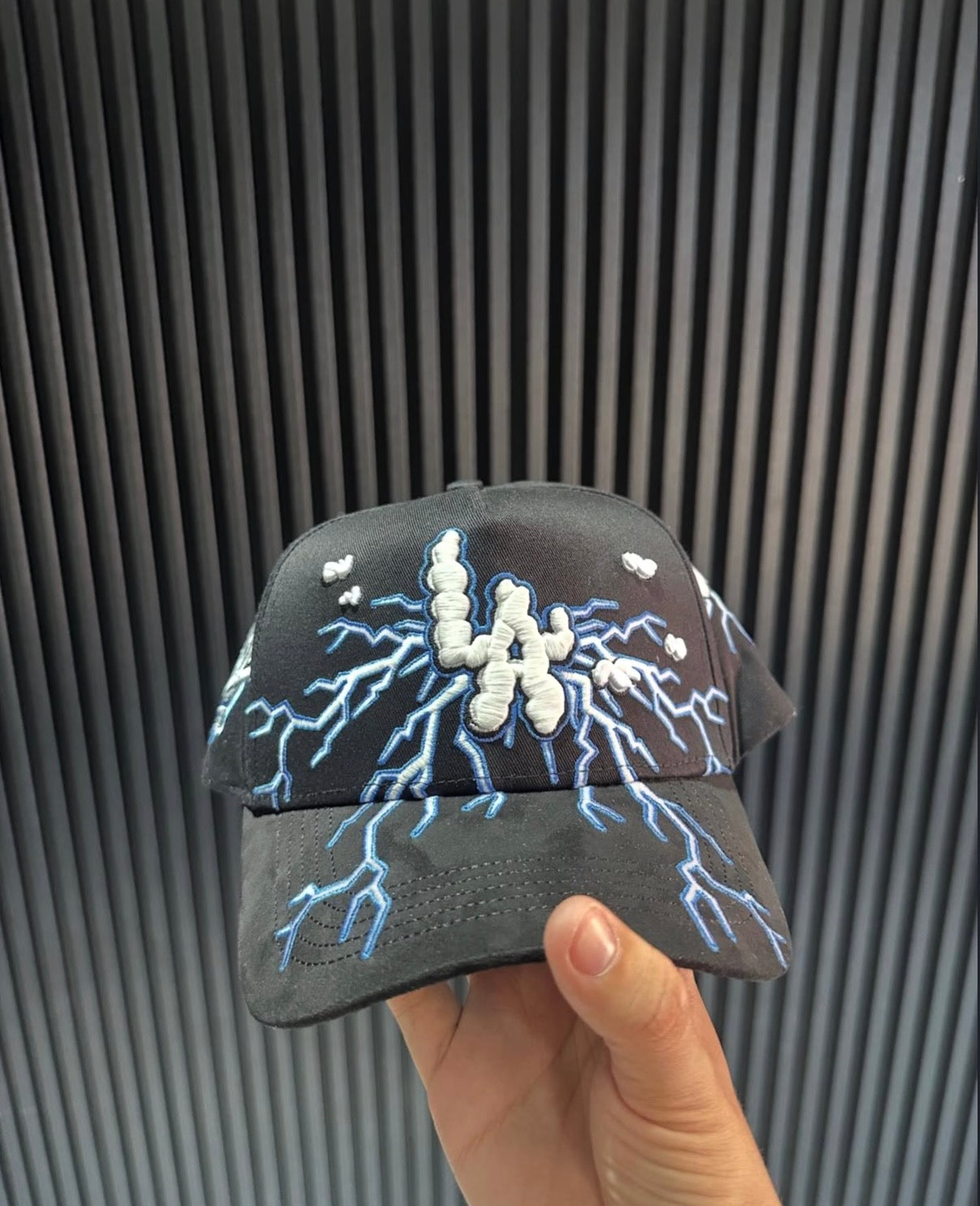 31 hats eléctrik