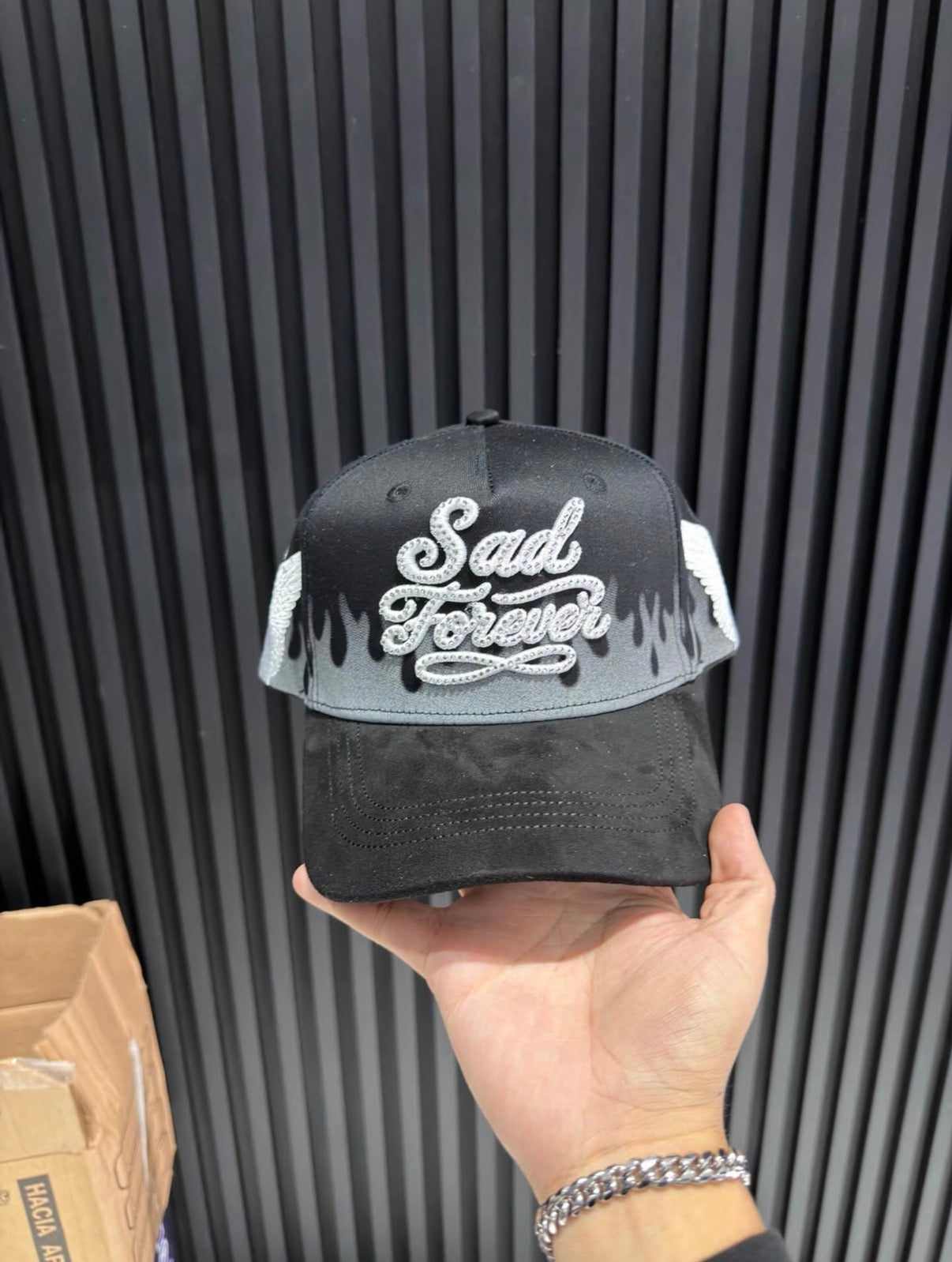 Dandyhats x juniorh “Y lloro”