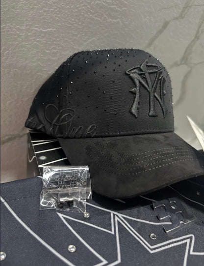31 hats 2do aniversario “full set” *forever black*
