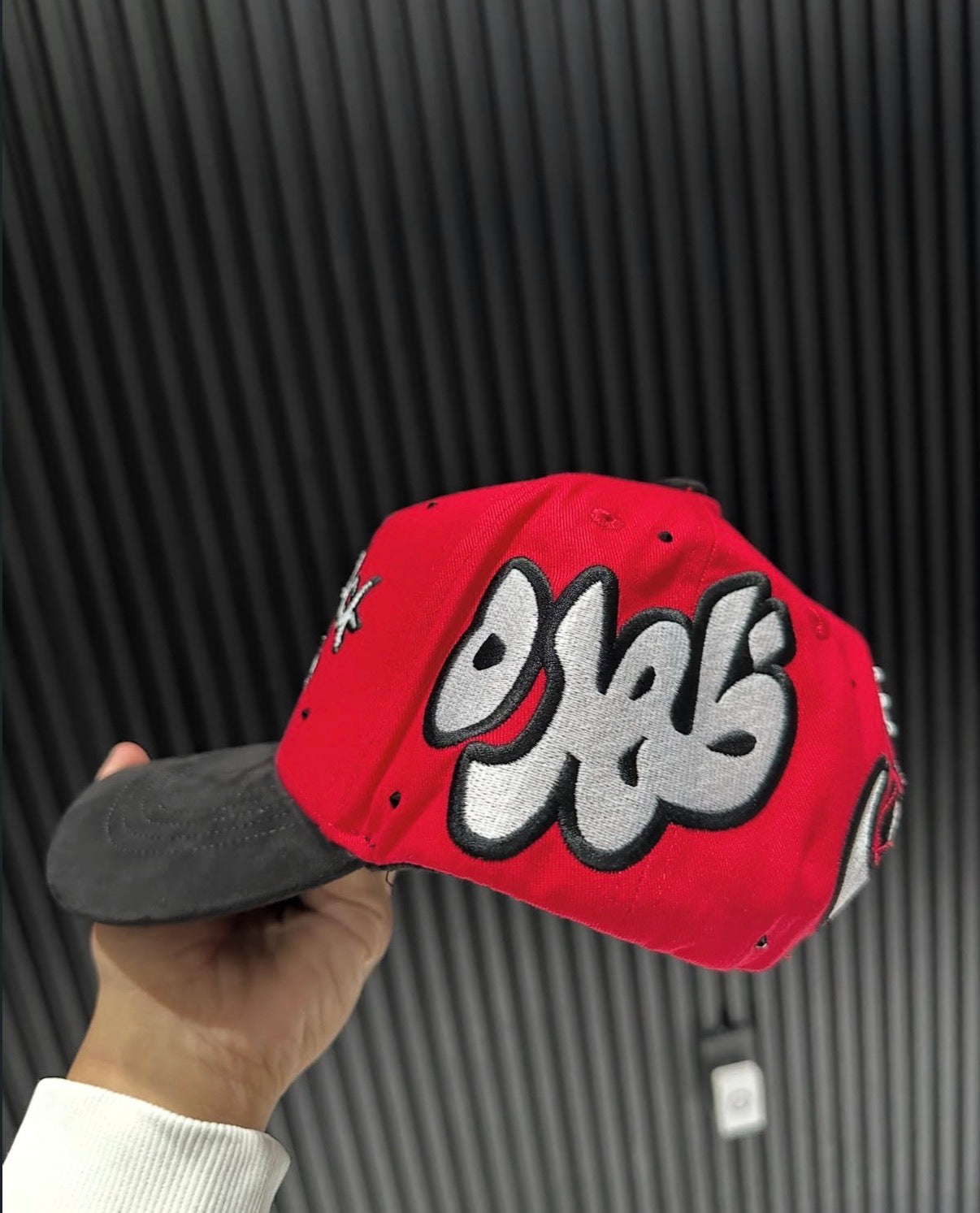 31 hats x bacpack boys “black of the boys”