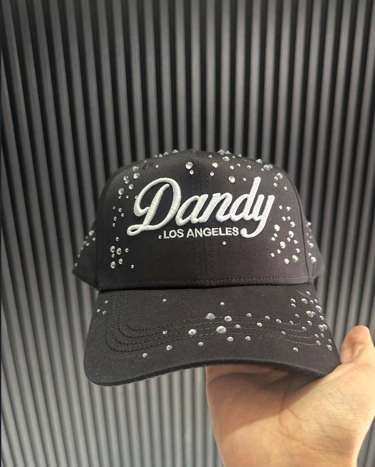 Dandy hats “stargazing”